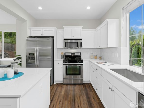 24690 SE 46th Terrace, Sammamish WA 98029