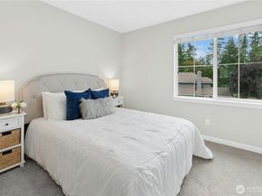 24690 SE 46th Terrace, Sammamish WA 98029