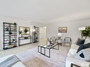 4545 Sand Point Way NE 203, Seattle WA 98105