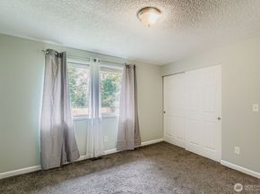 3203 S 220th Street, SeaTac WA 98198