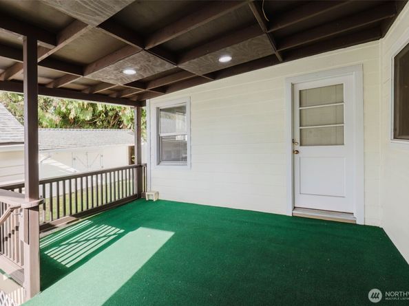 1543 High Avenue, Bremerton WA 98337