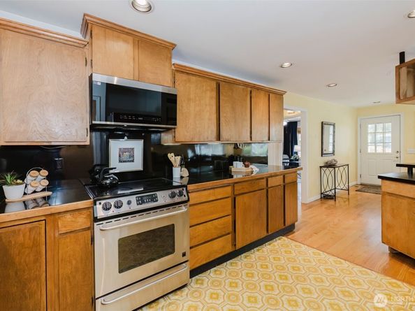 1543 High Avenue, Bremerton WA 98337