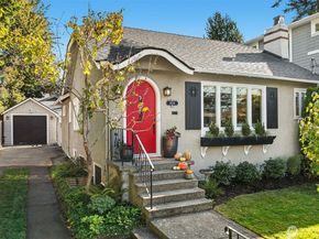 6838 30th Avenue NE, Seattle WA 98115