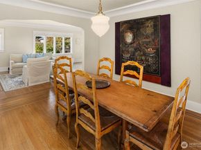 6838 30th Avenue NE, Seattle WA 98115