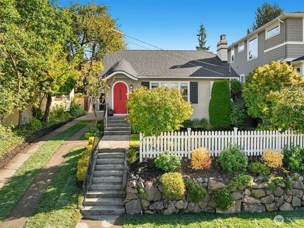 6838 30th Avenue NE, Seattle WA 98115