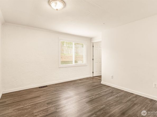 1010 99th Avenue SE, Lake Stevens WA 98258