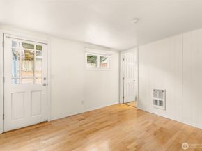 1010 99th Avenue SE, Lake Stevens WA 98258