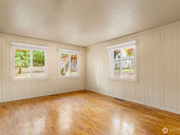 1010 99th Avenue SE, Lake Stevens WA 98258