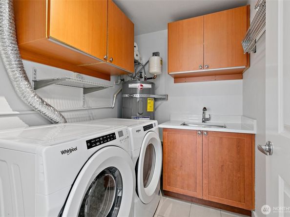 500 Elliott Avenue W 504, Seattle WA 98119