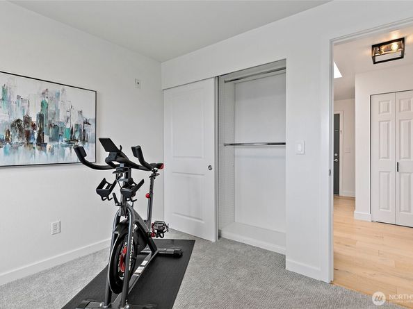 500 Elliott Avenue W 504, Seattle WA 98119