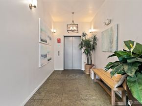 500 Elliott Avenue W 504, Seattle WA 98119