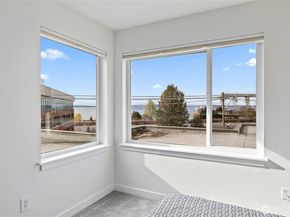 500 Elliott Avenue W 504, Seattle WA 98119