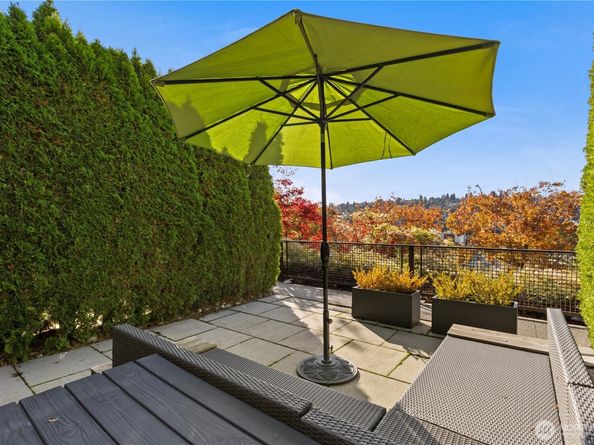 3420 15th Avenue W 105, Seattle WA 98119