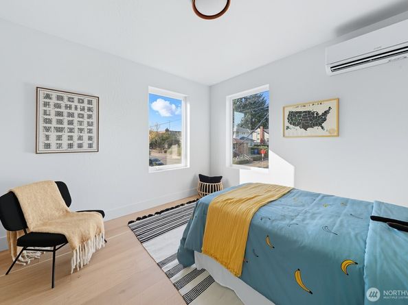 1109 NW /1111 65th Street, Seattle WA 98117