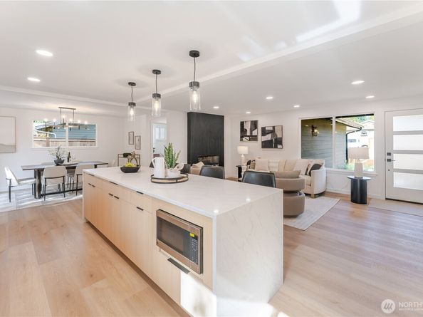 6133 NE 200th Street, Kenmore WA 98028
