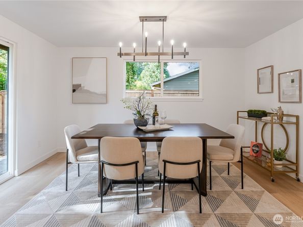 6133 NE 200th Street, Kenmore WA 98028
