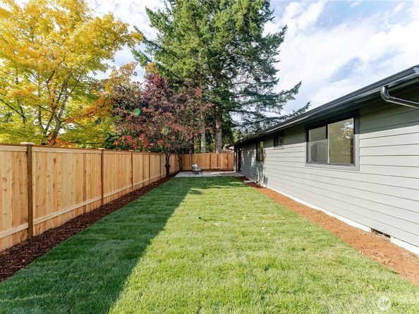 6133 NE 200th Street, Kenmore WA 98028