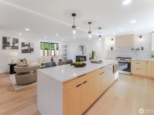 6133 NE 200th Street, Kenmore WA 98028