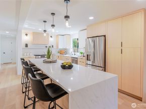 6133 NE 200th Street, Kenmore WA 98028