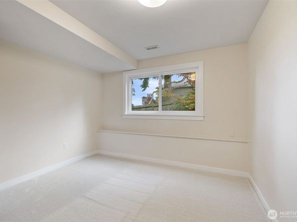 7926 46th Avenue W, Mukilteo WA 98275