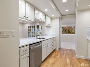 7926 46th Avenue W, Mukilteo WA 98275