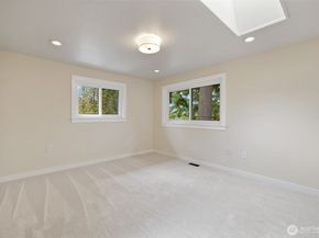 7926 46th Avenue W, Mukilteo WA 98275