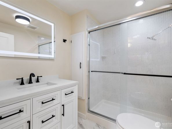 7926 46th Avenue W, Mukilteo WA 98275