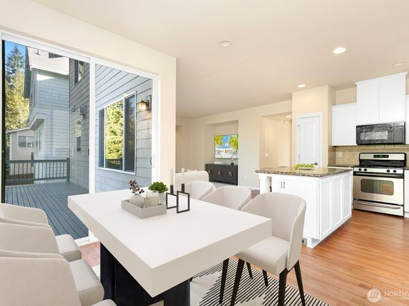 20914 13th Place W, Lynnwood WA 98036