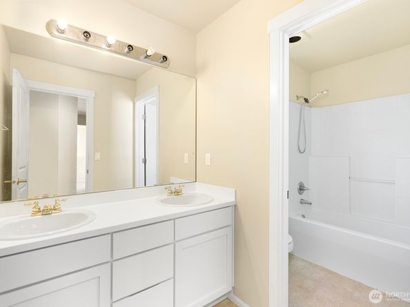 20914 13th Place W, Lynnwood WA 98036