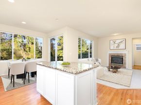 20914 13th Place W, Lynnwood WA 98036
