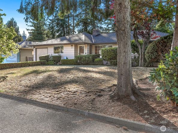 18555 Burke Avenue N, Shoreline WA 98133