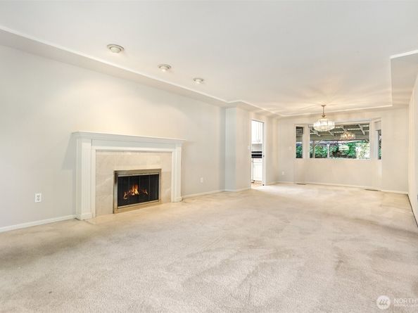 18555 Burke Avenue N, Shoreline WA 98133