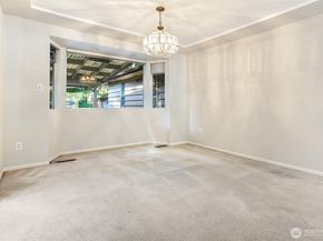 18555 Burke Avenue N, Shoreline WA 98133