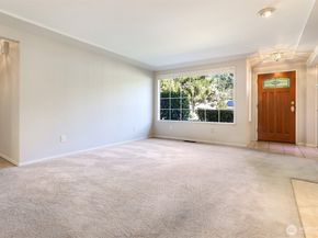 18555 Burke Avenue N, Shoreline WA 98133