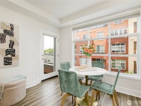 410 NE 70th Street 407, Seattle WA 98115
