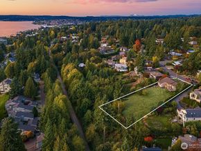 4507 105th Avenue NE, Kirkland WA 98033