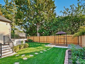 4902 241st Street SW, Lake Forest Park WA 98043