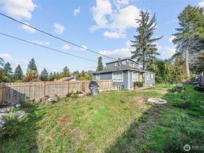 11852 8th Avenue S, Seattle WA 98168