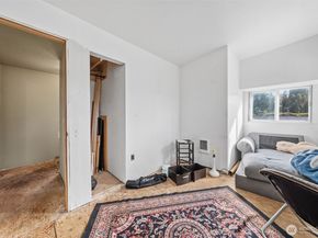 11852 8th Avenue S, Seattle WA 98168