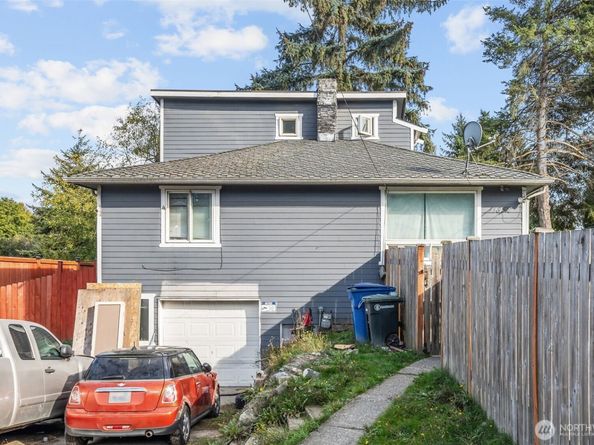 11852 8th Avenue S, Seattle WA 98168