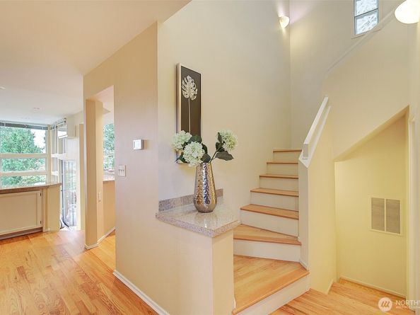 214 31st Avenue S, Seattle WA 98144