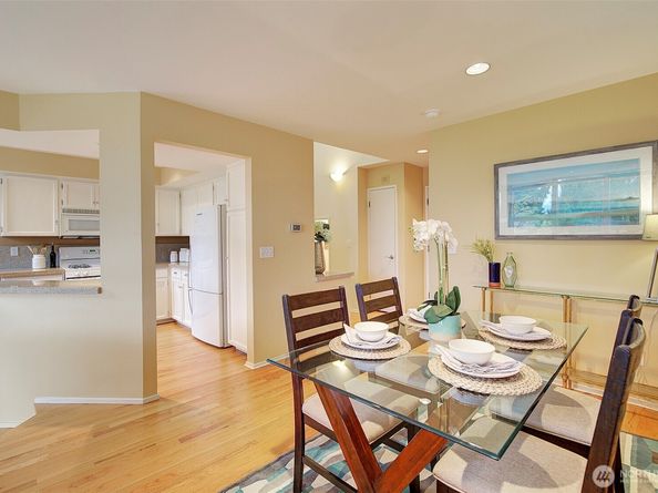 214 31st Avenue S, Seattle WA 98144