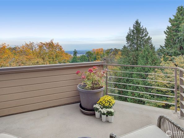 214 31st Avenue S, Seattle WA 98144