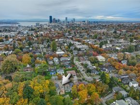 214 31st Avenue S, Seattle WA 98144