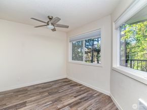 830 Kirkland Way 202, Kirkland WA 98033