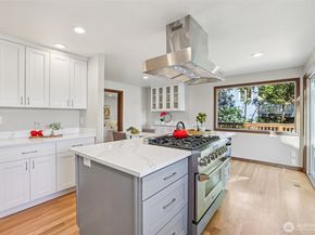 411 West Lake Sammamish Parkway NE, Bellevue WA 98008