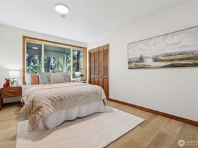 411 West Lake Sammamish Parkway NE, Bellevue WA 98008