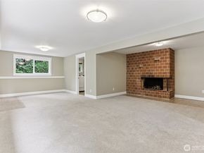 19020 53rd Avenue NE, Lake Forest Park WA 98155