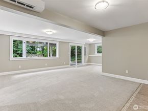 19020 53rd Avenue NE, Lake Forest Park WA 98155