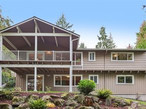19020 53rd Avenue NE, Lake Forest Park WA 98155